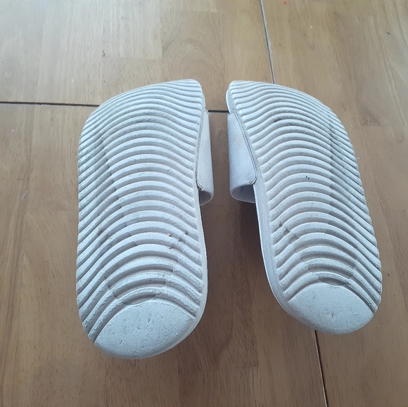 Nike Slides two pair LOT. Women's size 7. - Picture 6 of 8